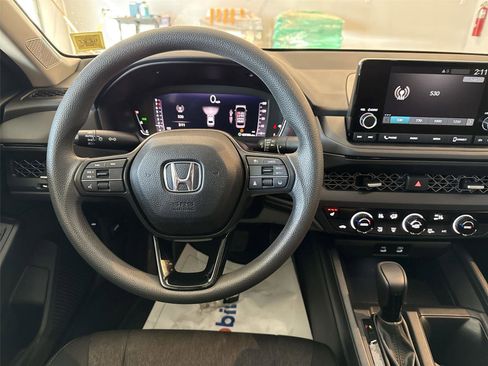 Used 2024 Honda Accord EX image 11