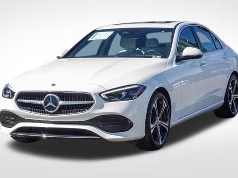 Used 2025 Mercedes-Benz C 300 Sedan image 3