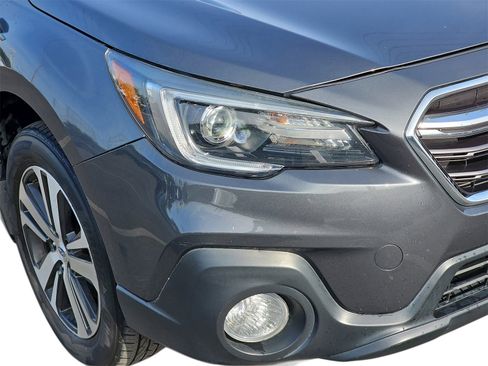 Used 2019 Subaru Outback 2.5i Limited w/ Popular Package #2 image 9