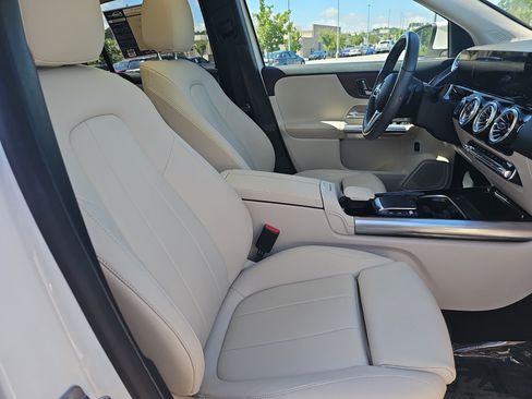 Used 2023 Mercedes-Benz GLA 250 image 10