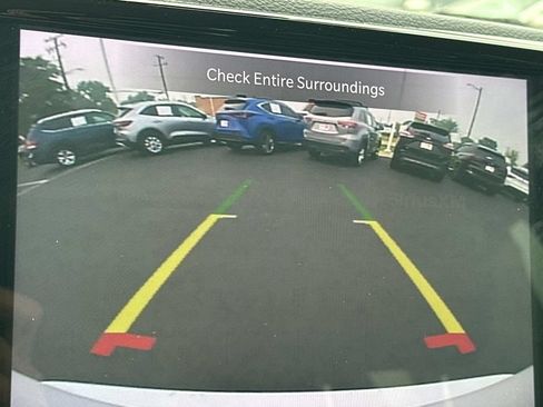 Used 2024 Chrysler Pacifica Touring-L FWD image 29