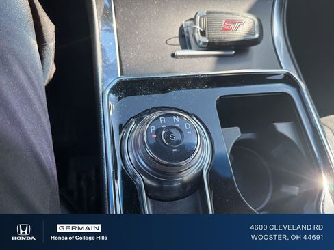 Used 2019 Ford Edge ST w/ Convenience Package AWD/4WD image 24