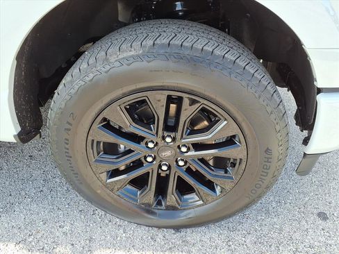 Used 2024 Ford F150 Lariat w/ Equipment Group 502A High image 9