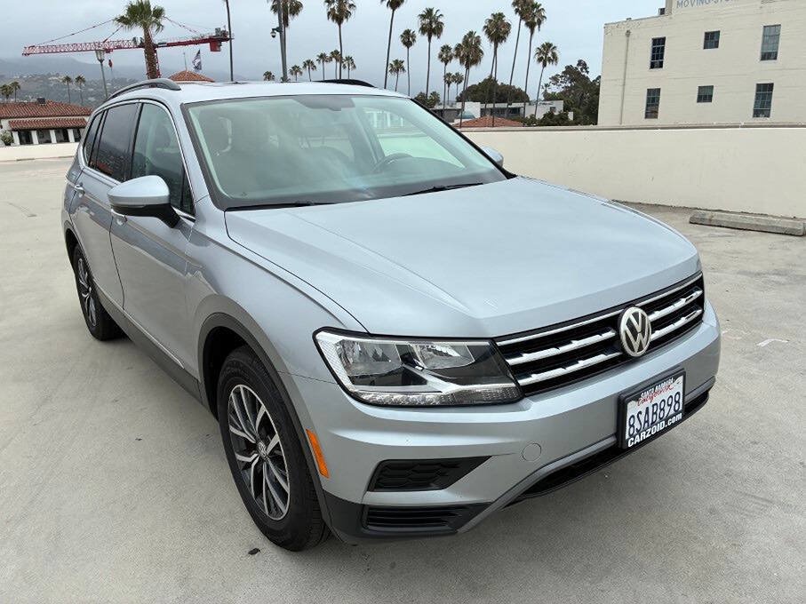 Used 2020 Volkswagen Tiguan SE w/ Panoramic Sunroof Package FWD image 5
