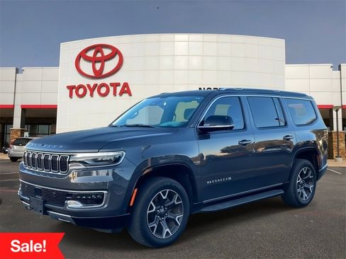 Used 2023 Jeep Wagoneer Series III w/ Convenience Group I image 1