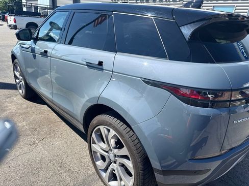 Used 2021 Land Rover Range Rover Evoque SE AWD/4WD image 7