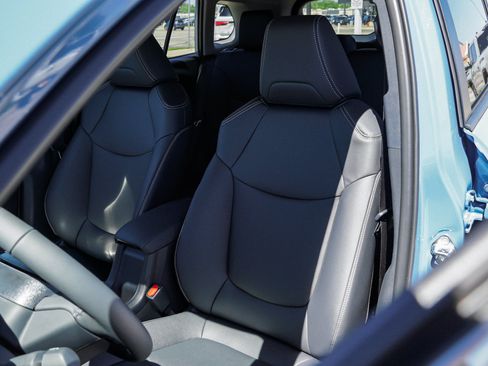 New 2026 Toyota Corolla Cross XLE w/ Convenience Package AWD/4WD image 17