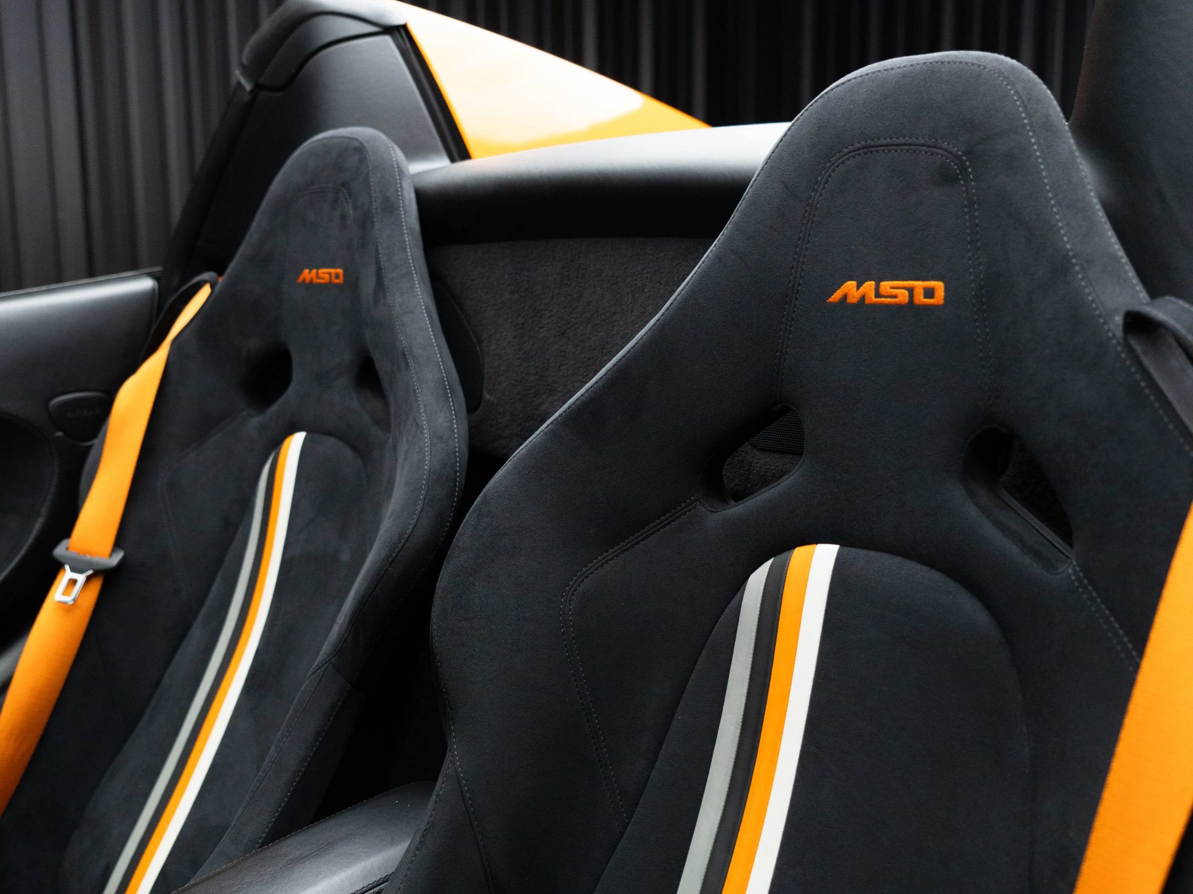 Used 2019 McLaren 570S Spider RWD image 38