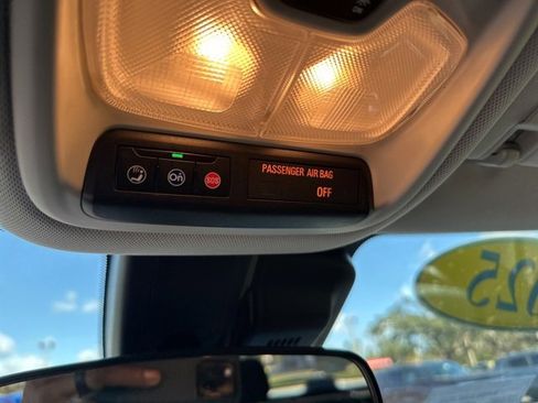 Used 2025 Chevrolet TrailBlazer LT image 22