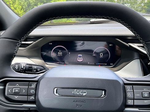 New 2026 Jeep Cherokee Laredo AWD/4WD image 11