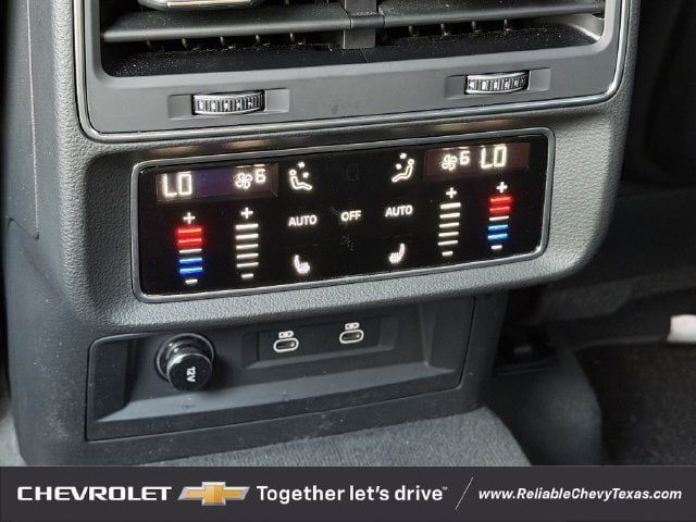 Used 2024 Audi Q8 Prestige w/ Prestige Package AWD/4WD image 33