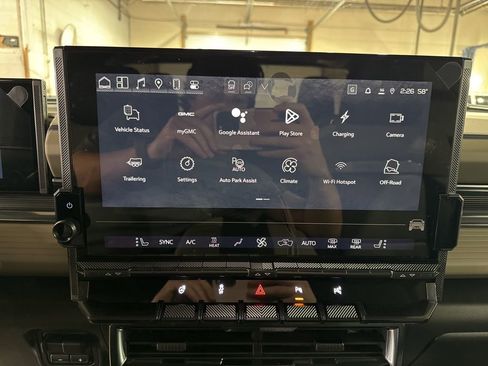 New 2026 GMC Hummer EV 4x4 Crew Cab image 26