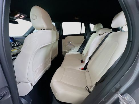 New 2026 Mercedes-Benz GLA 250 GLA 250 image 23