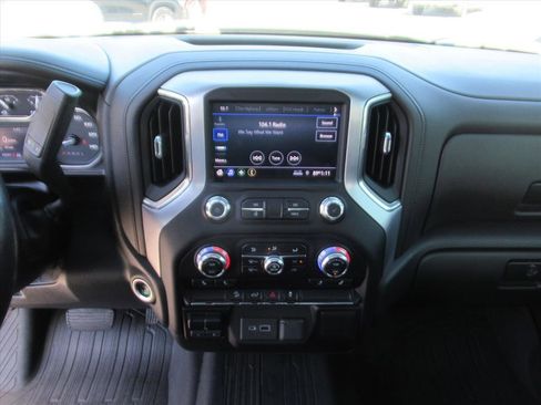 Used 2022 GMC Sierra 1500 Elevation w/ X31 Off-Road Package image 22