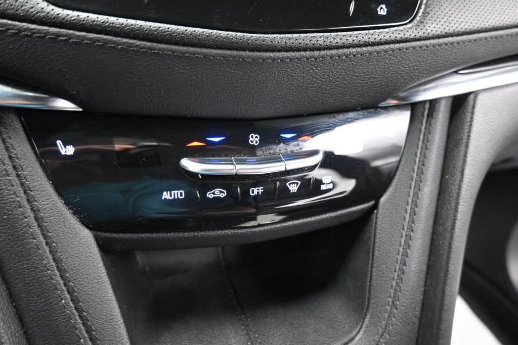 Used 2022 Cadillac XT5 Premium Luxury AWD/4WD image 39