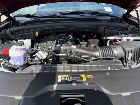 New 2025 Jeep Grand Cherokee Altitude image 22