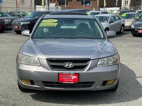 Used 2007 Hyundai Sonata SE FWD image 2