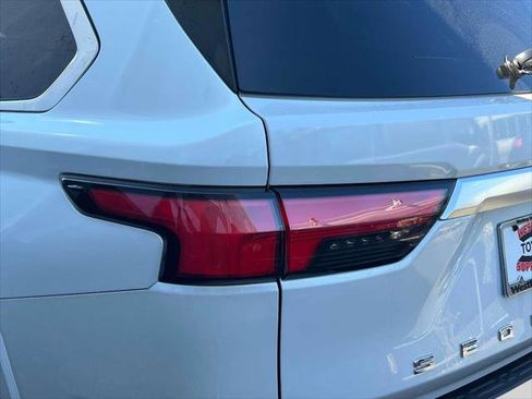 Certified 2024 Toyota Sequoia Capstone image 11