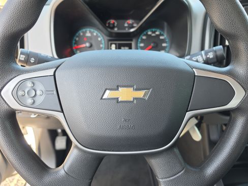 Used 2020 Chevrolet Colorado W/T w/ WT Convenience Package RWD image 32
