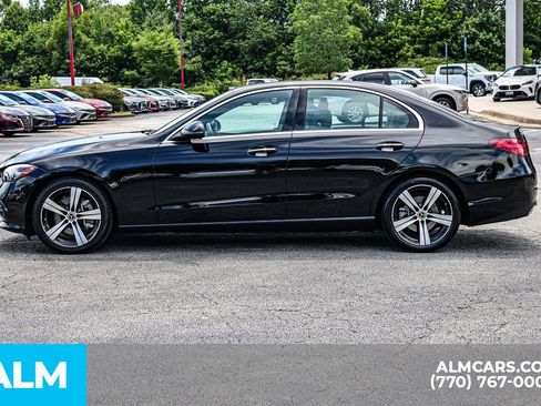 Used 2025 Mercedes-Benz C 300 Sedan image 9