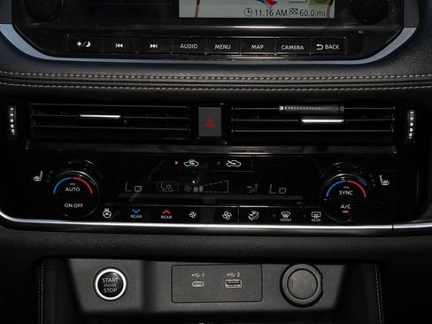 Used 2022 Nissan Rogue Platinum w/ Head-Up Display Package FWD image 23