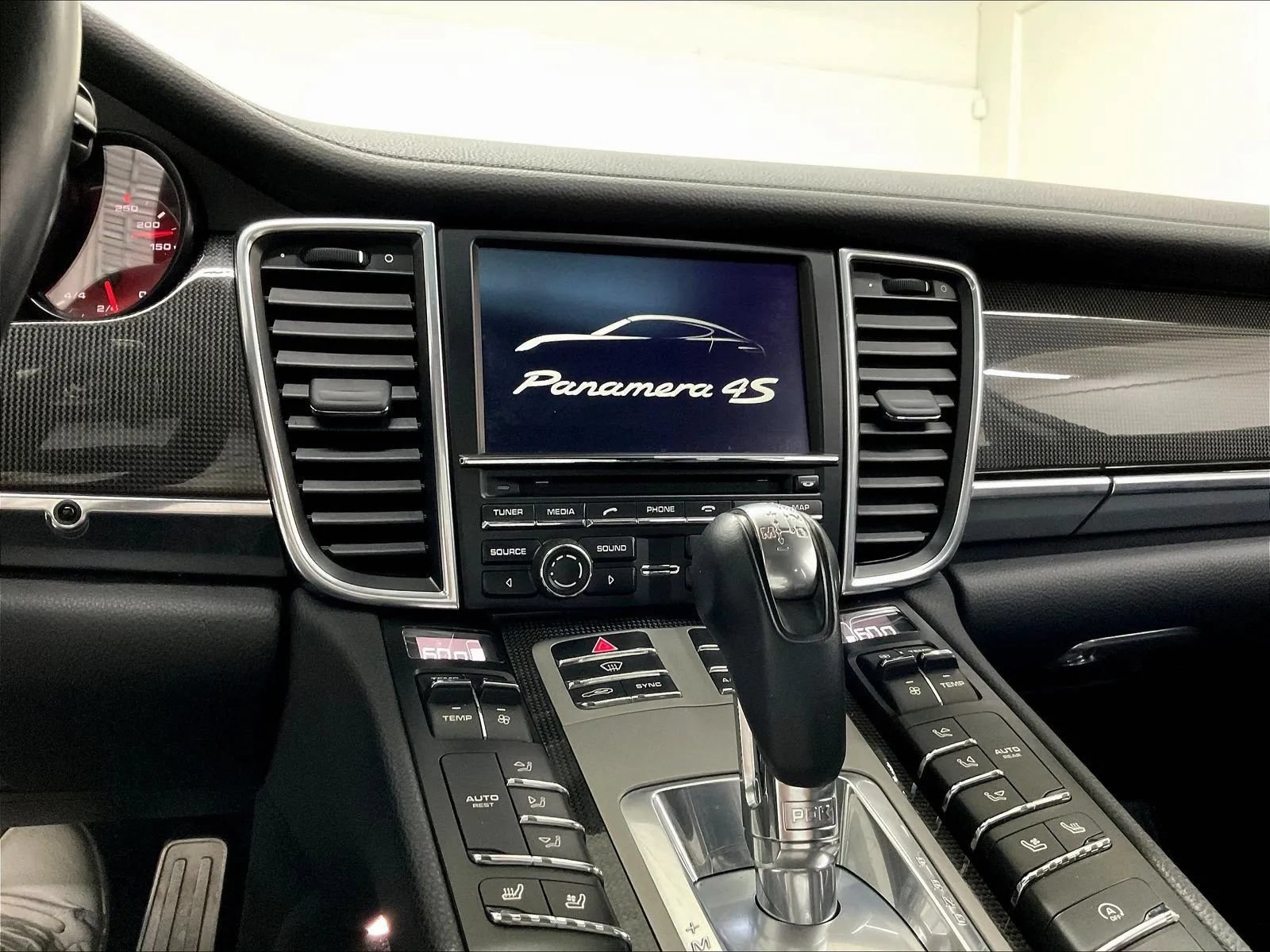 Used 2015 Porsche Panamera 4S AWD/4WD image 37