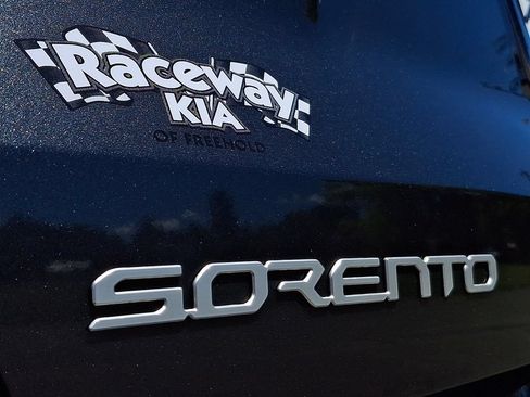 Used 2024 Kia Sorento S w/ Panoramic Sunroof Package FWD image 35