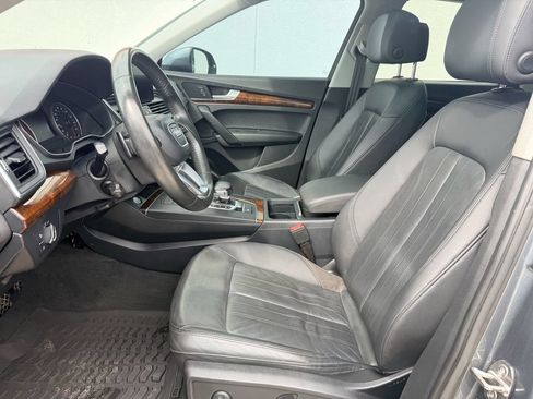 Used 2018 Audi Q5 2.0T Premium w/ Convenience Package AWD/4WD image 11
