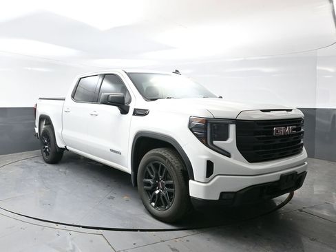 Used 2023 GMC Sierra 1500 Elevation image 6