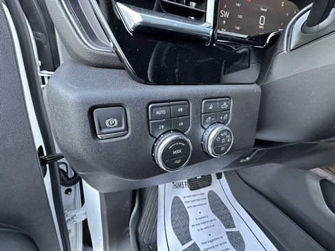 New 2026 GMC Sierra 1500 Elevation w/ Elevation Premium Package image 17