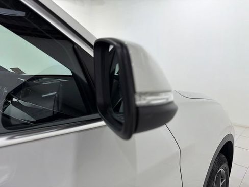 Used 2019 BMW X1 xDrive28i w/ Convenience Package AWD/4WD image 26