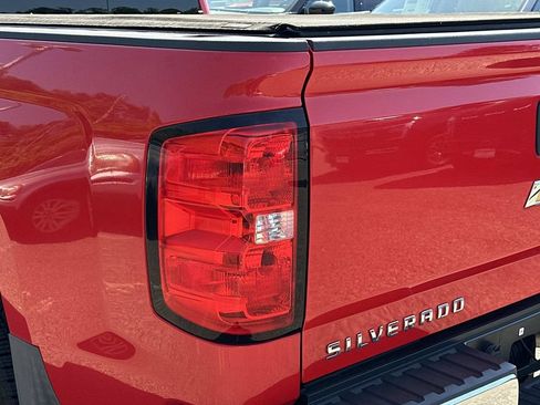 Used 2017 Chevrolet Silverado 1500 LT w/ All Star Edition RWD image 9