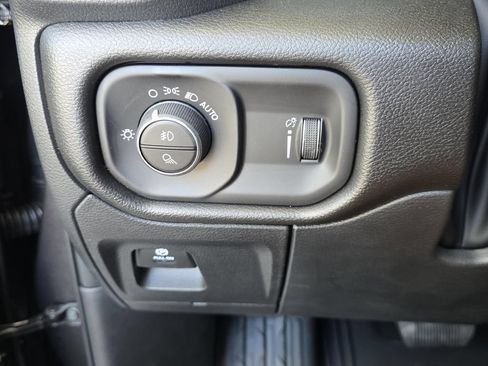 New 2026 RAM 1500 Express RWD image 22