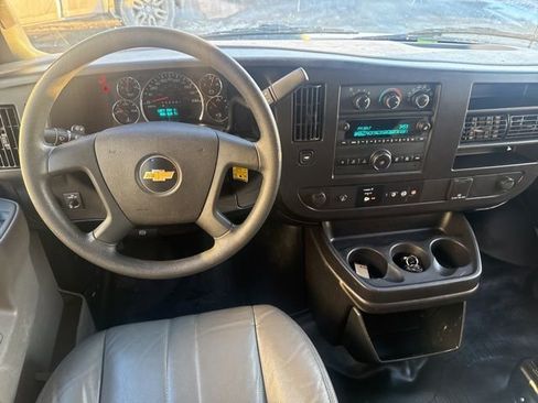 Certified 2020 Chevrolet Express 2500 Work Van image 15