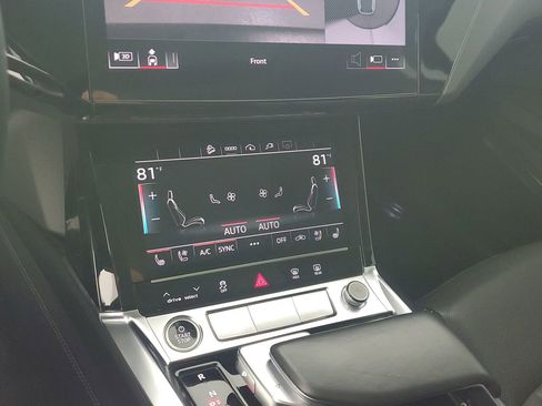 Certified 2021 Audi e-tron Premium Plus w/ Premium Plus Package image 6