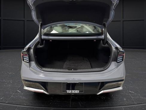 Used 2025 Hyundai Sonata Limited image 15