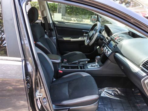 Used 2016 Subaru Crosstrek 2.0i Premium w/ Moonroof Package AWD/4WD image 18