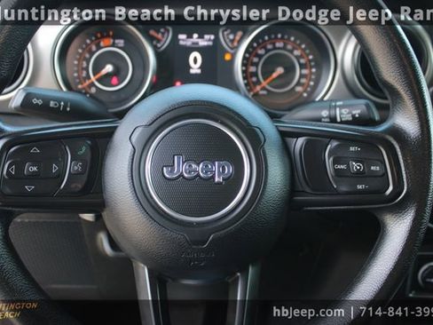 Used 2021 Jeep Wrangler Unlimited Sport image 16