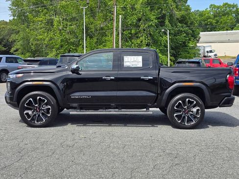 New 2026 GMC Canyon Denali AWD/4WD image 18