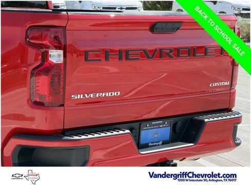 Used 2025 Chevrolet Silverado 1500 Custom RWD image 6