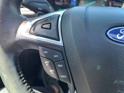 Used 2016 Ford Edge SEL w/ Equipment Group 201A AWD/4WD image 20