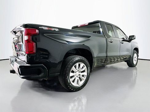 Used 2020 Chevrolet Silverado 1500 Custom w/ Custom Value Package AWD/4WD image 7