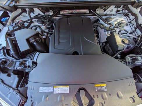 Used 2025 Audi Q5 Premium Plus w/ Premium Plus AWD/4WD image 20