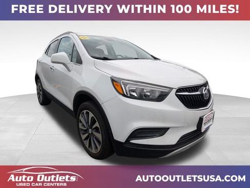 Used 2022 Buick Encore Preferred AWD/4WD image 1