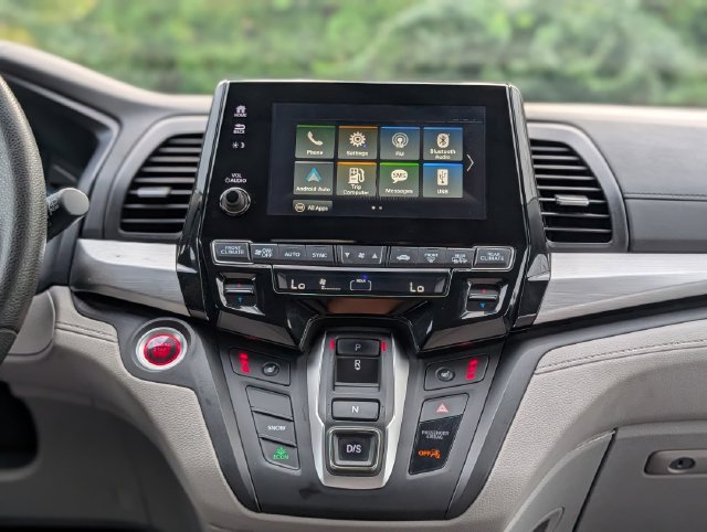 Used 2018 Honda Odyssey EX image 15
