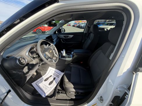Used 2023 Chevrolet Blazer LT w/ Convenience Package image 15