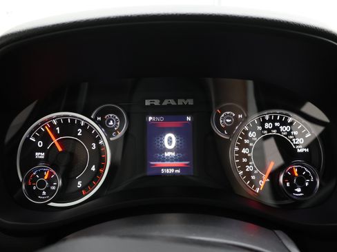 Used 2022 RAM 2500 Tradesman AWD/4WD image 10