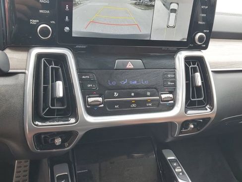 Used 2023 Kia Sorento SX Prestige image 28