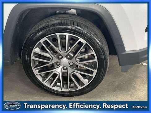 Used 2023 Jeep Compass Limited w/ Elite Group AWD/4WD image 8