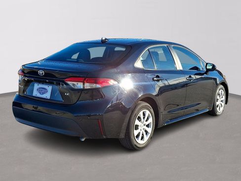 Used 2024 Toyota Corolla LE image 6